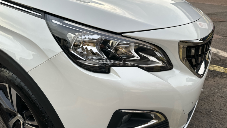 Peugeot 5008 1.2 PureTech Allure 5dr EAT8 Petrol Estate